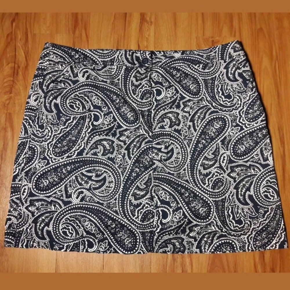 🌟SOLD🌟 Karen Scott Paisley Print Skort - Picture 2 of 8